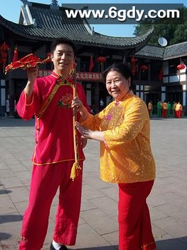 闹春莲萧舞起来(2011)完结全28集迅雷网盘全集下载