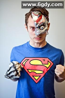 超人之死与归来(2011)HD高清迅雷网盘磁力下载